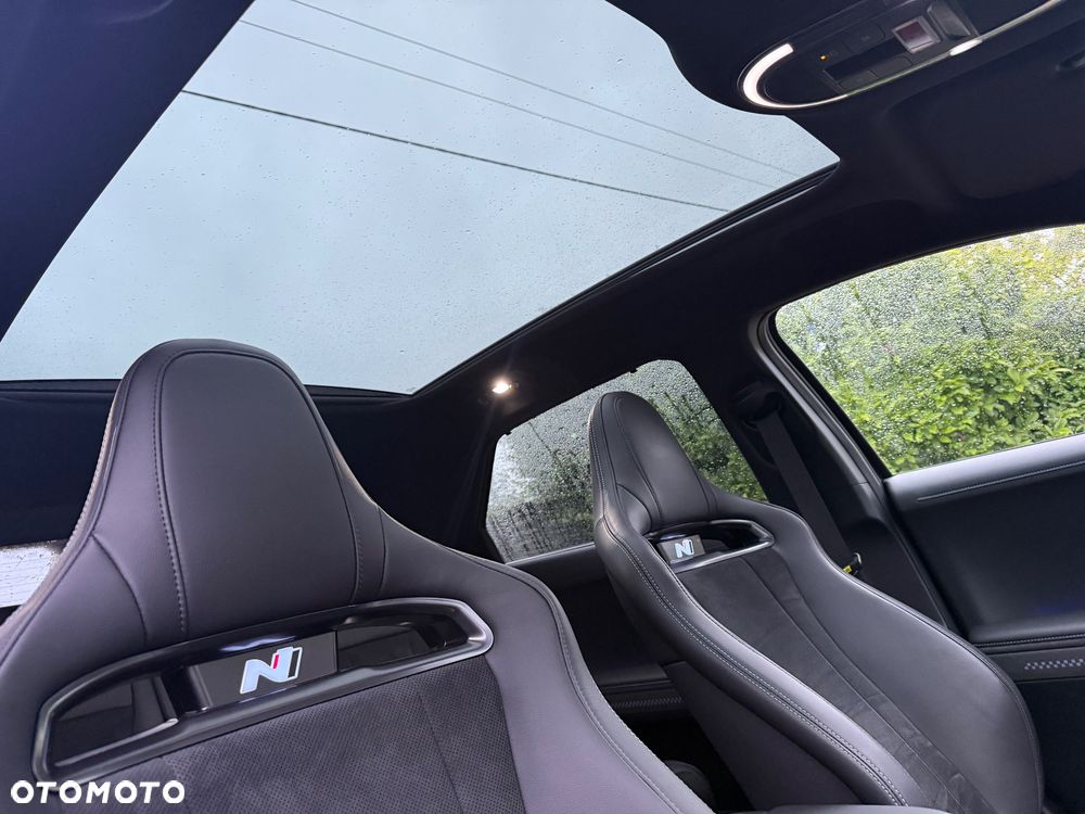 Hyundai IONIQ - 5