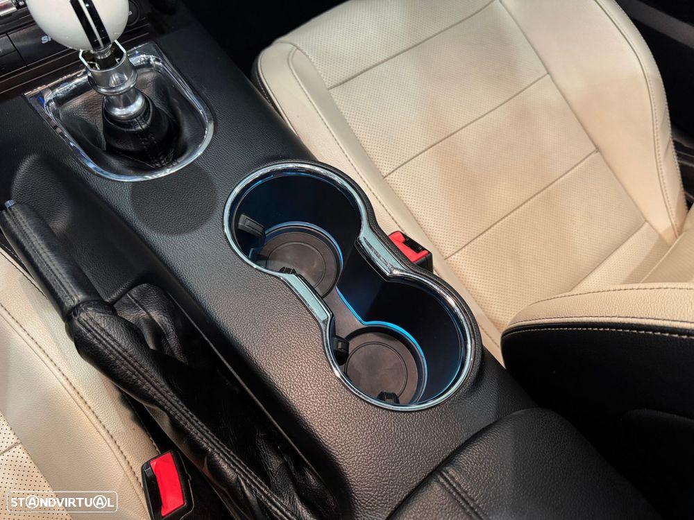Ford Mustang 2.3i EcoBoost - 43