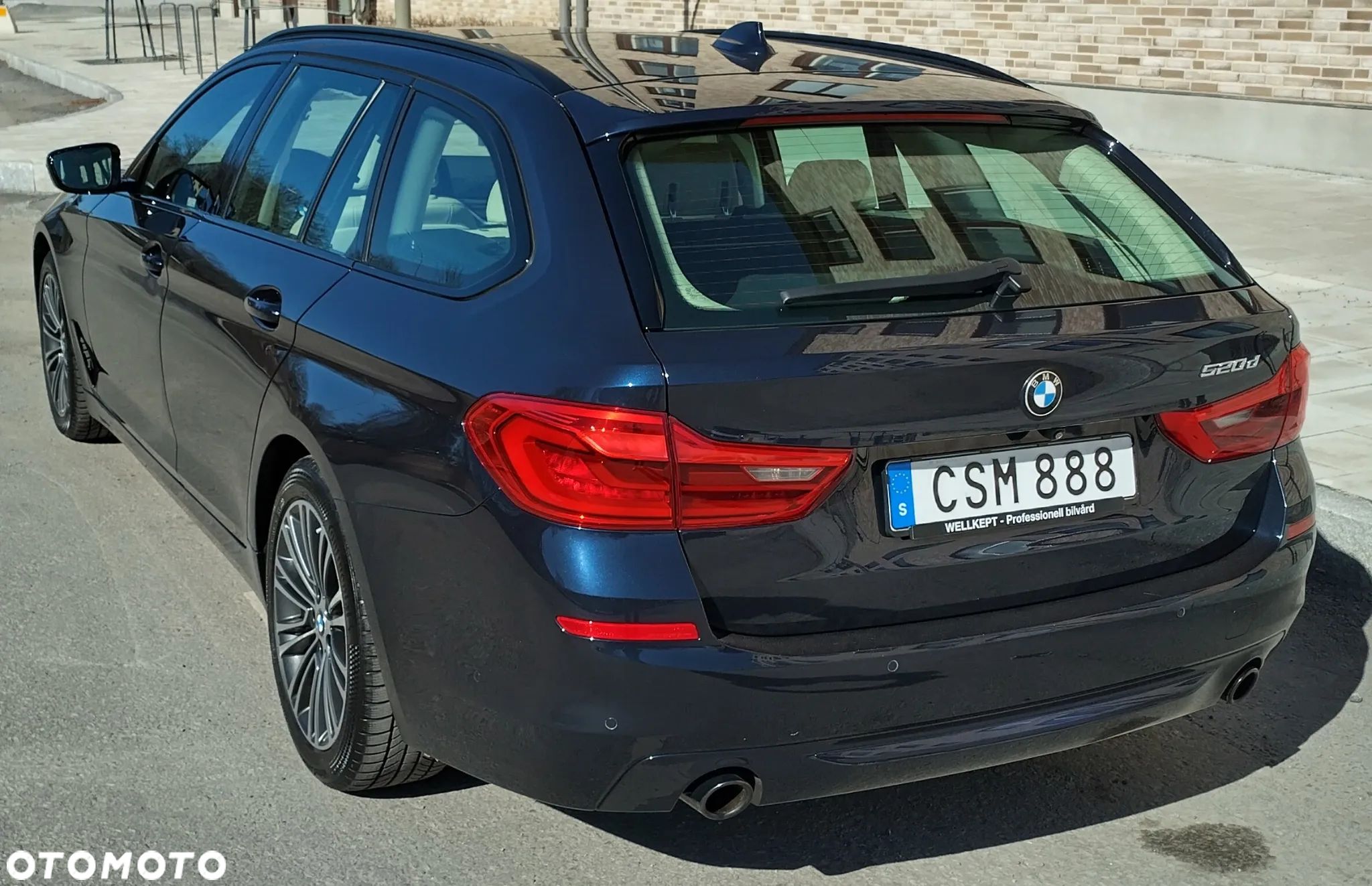 BMW Seria 5 520d Touring Sport Line - 1