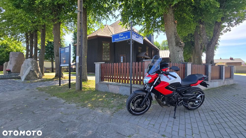 Yamaha XJ - 6