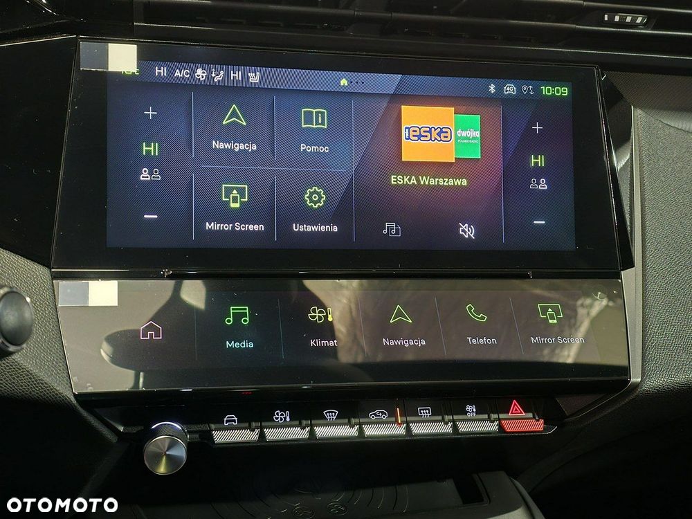 Peugeot 408 - 18