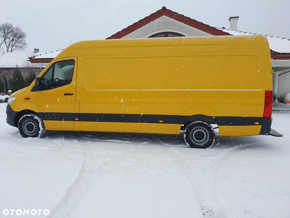 Mercedes-Benz Sprinter - 7