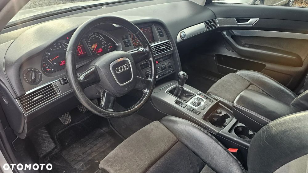 Audi A6 Limousine 2.4 - 10