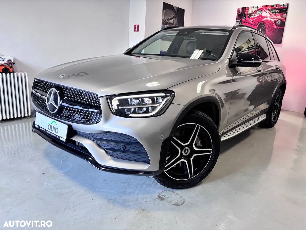 Mercedes-Benz GLC 300 e 4Matic 9G-TRONIC AMG Line Advanced - 1