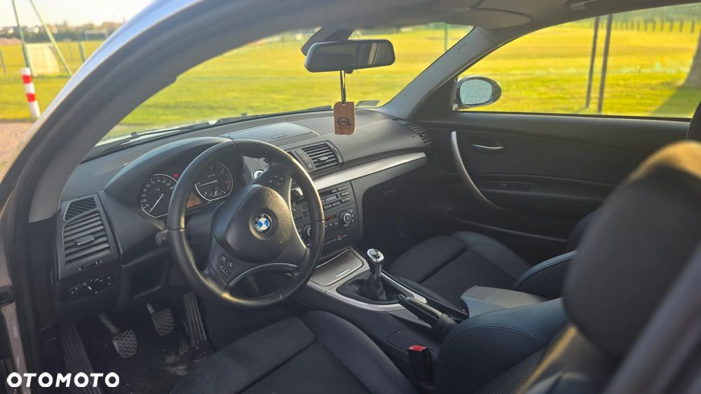 BMW Seria 1 120d - 5