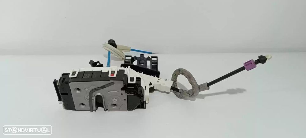 FECHADURA PORTA TRASEIRA DIREITA MERCEDES-BENZ CLASSE B 2015 -A0997305600 - 2