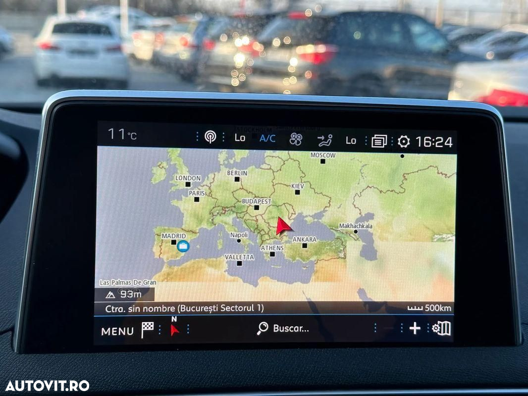 Peugeot 5008 - 10