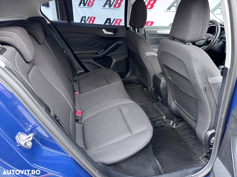 Ford Focus 1.5 EcoBlue Connected - 19