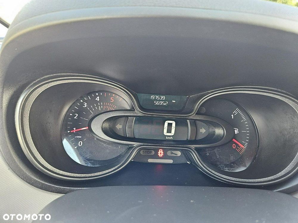 Nissan NV300 - 7
