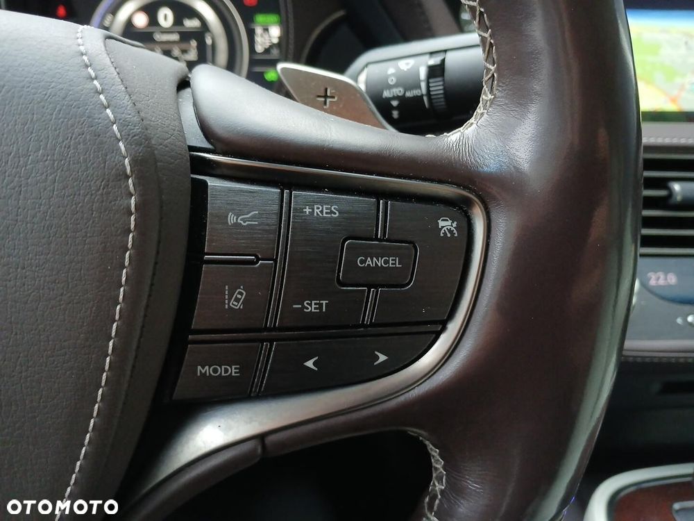 Lexus LS 500h Omotenashi AWD - 14