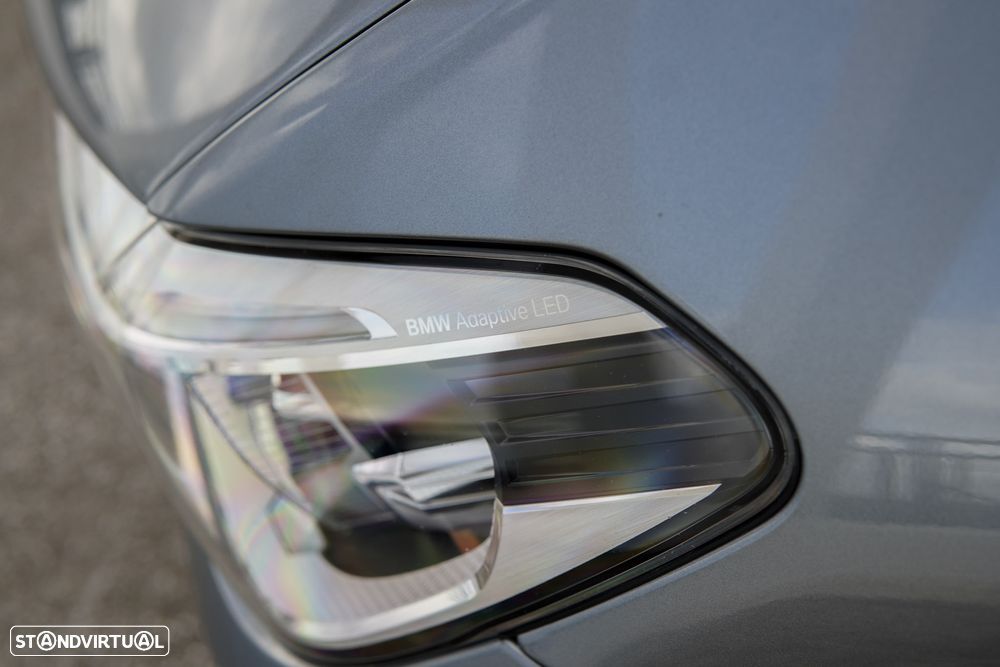 BMW 530 e Pack Desportivo M - 8