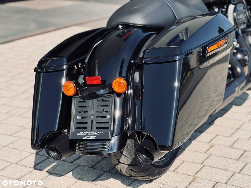 Harley-Davidson Touring Road King - 11