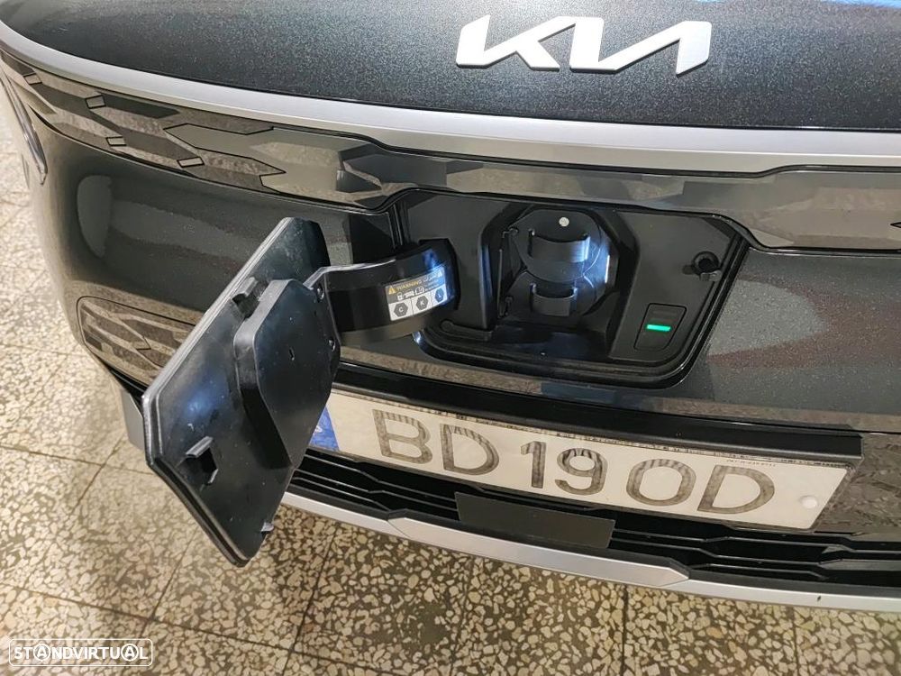 Kia Niro EV 64kWh Drive - 10