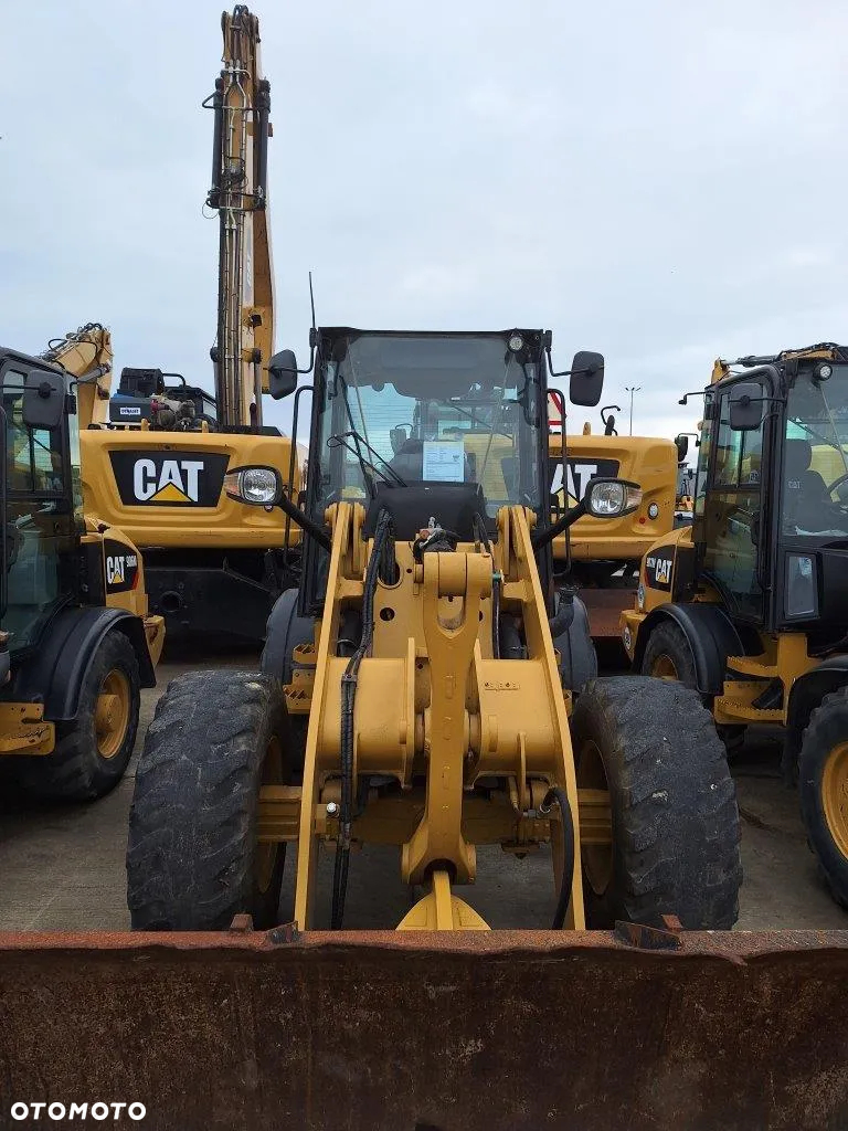 Caterpillar 908M - 7