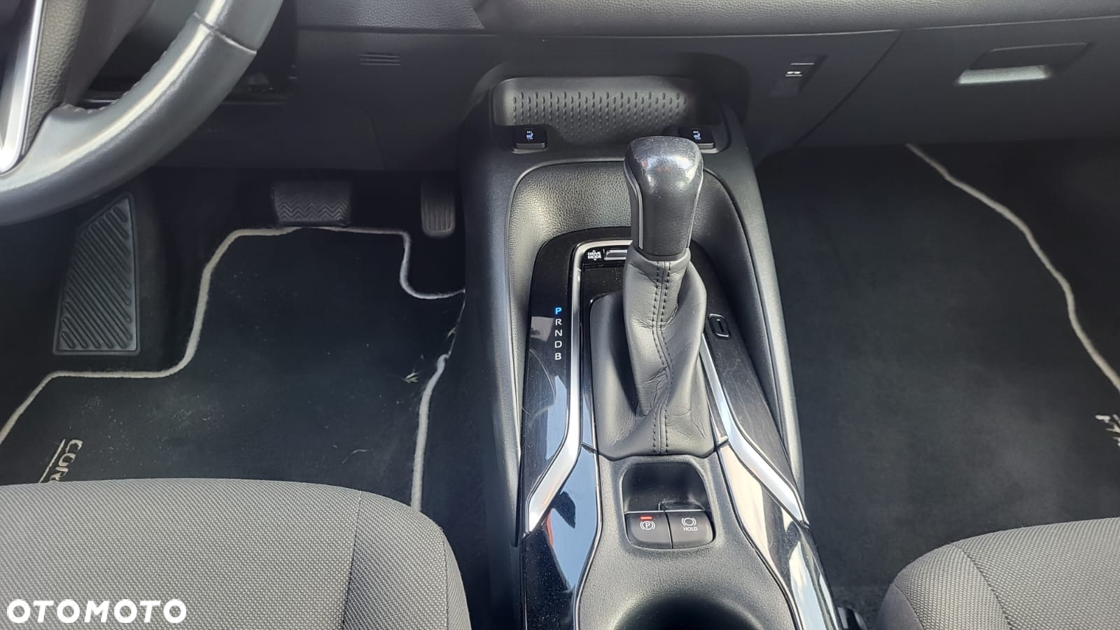 Toyota Corolla 1.8 Hybrid GPF Comfort - 17
