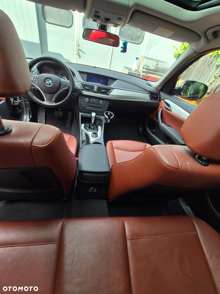 BMW X1 sDrive20d - 10