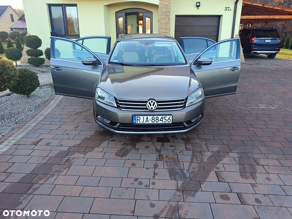 Volkswagen Passat 1.8 TSI Comfortline - 2