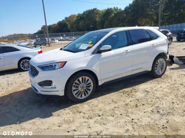 Ford Edge - 3
