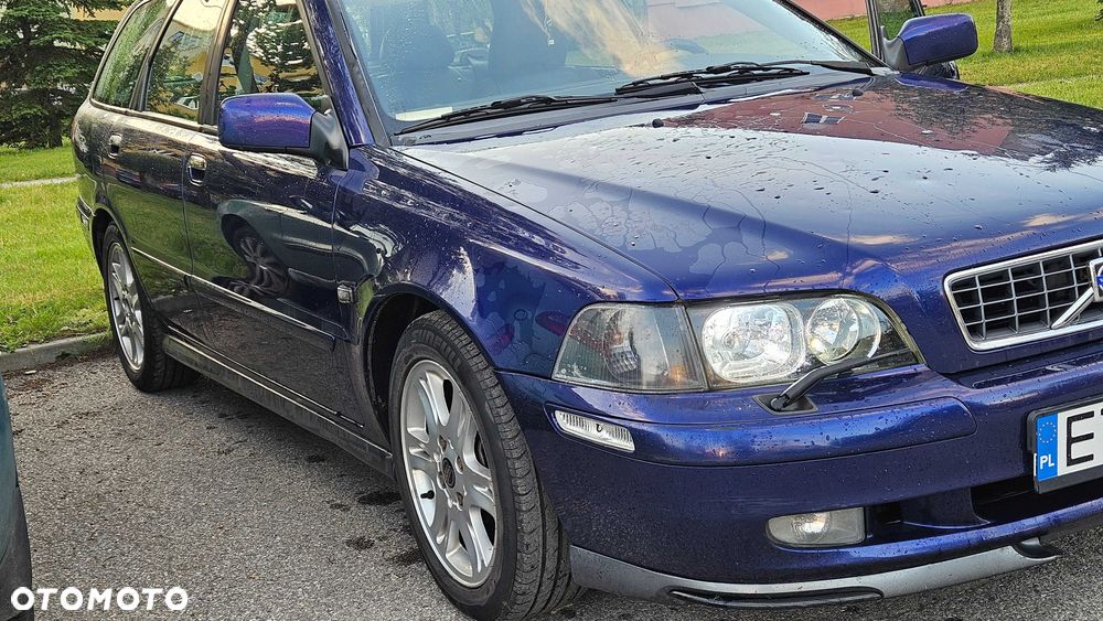 Volvo V40 - 2