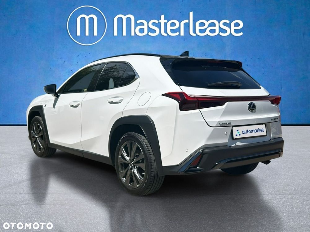 Lexus UX - 7