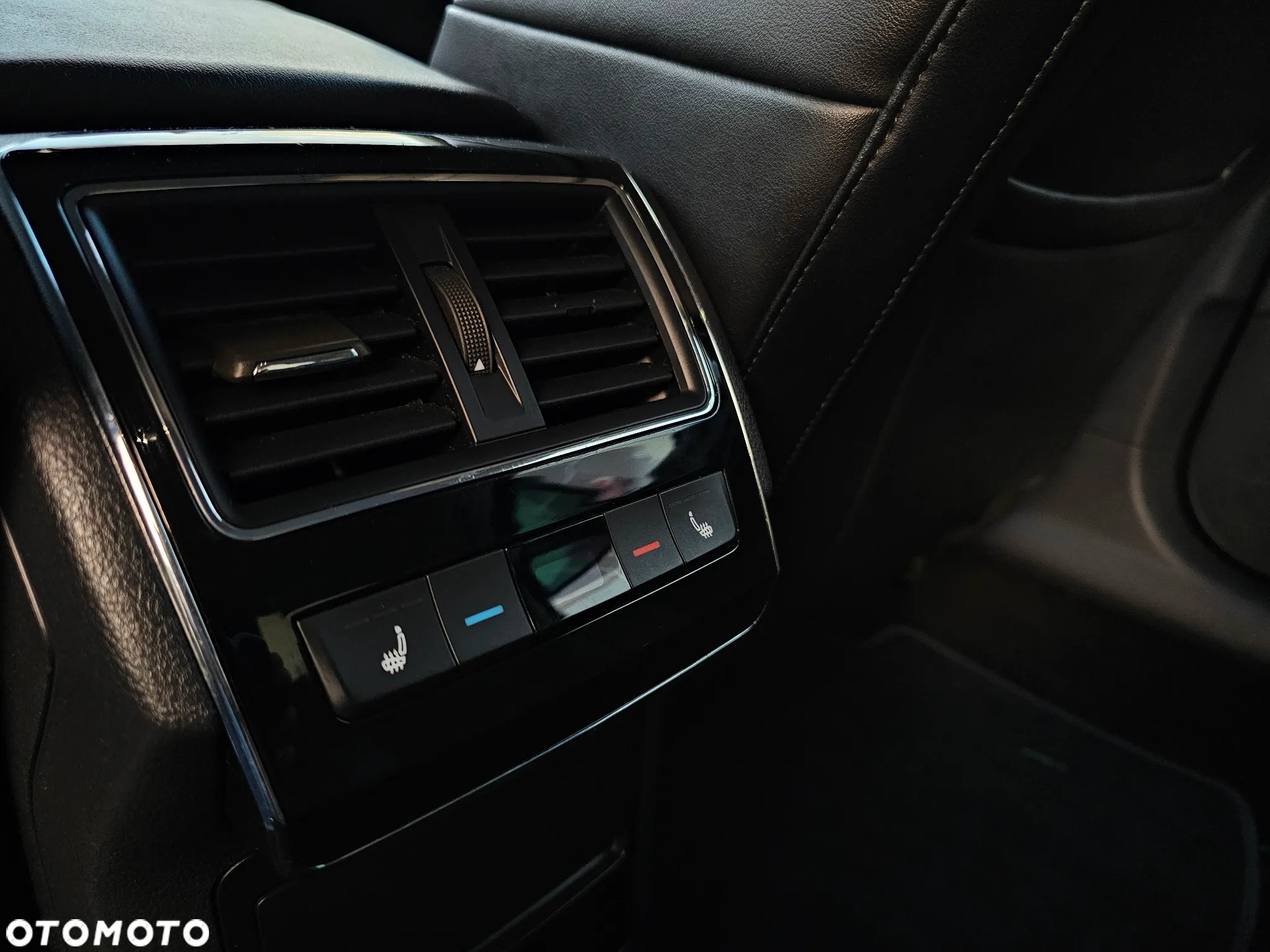 Skoda Superb 2.0 TDI Style DSG - 19