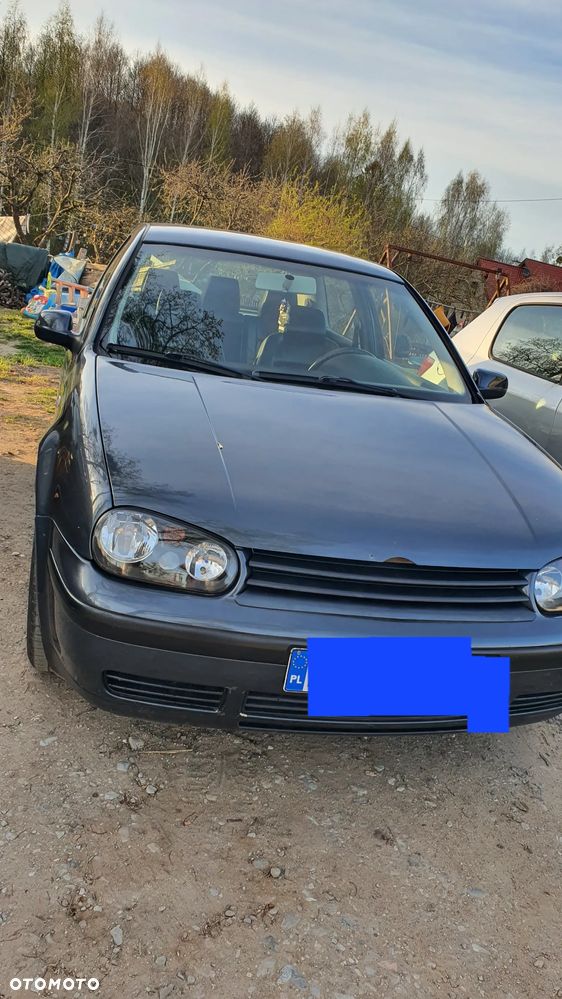 Volkswagen Golf 1.6 - 8