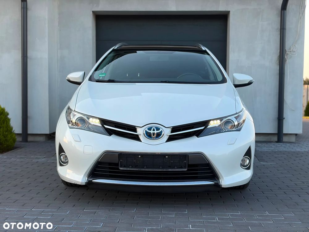 Toyota Auris 1.8 HSD Luna - 11