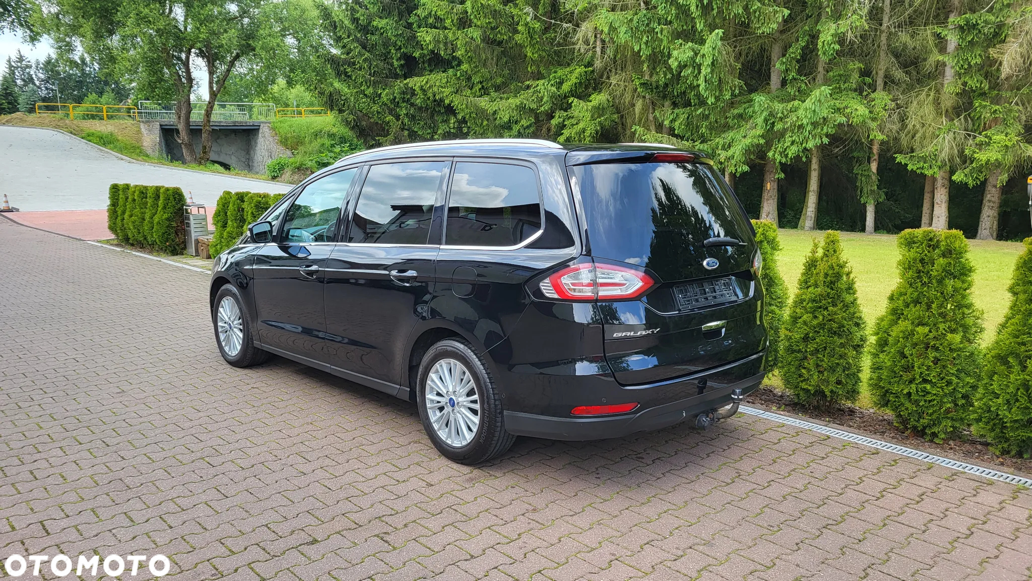 Ford Galaxy 2.0 TDCi Titanium - 3