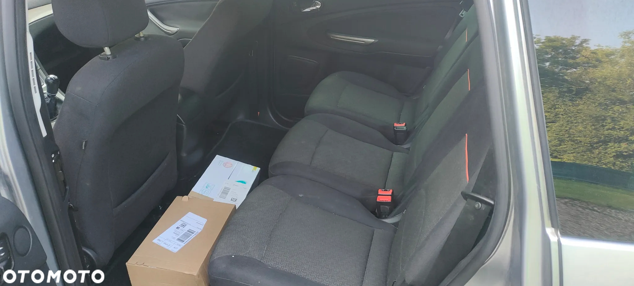 Ford S-Max 2.0 Ambiente - 6