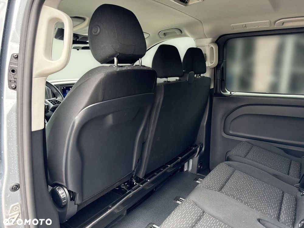 Mercedes-Benz Vito - 25