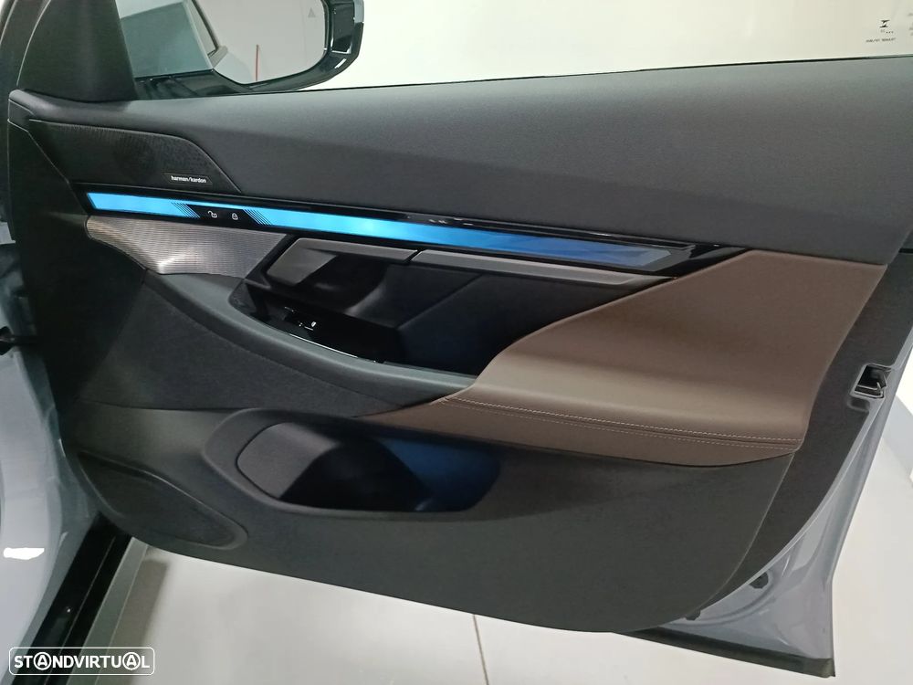 BMW 530 e xDrive Pack Desportivo M Pro - 25