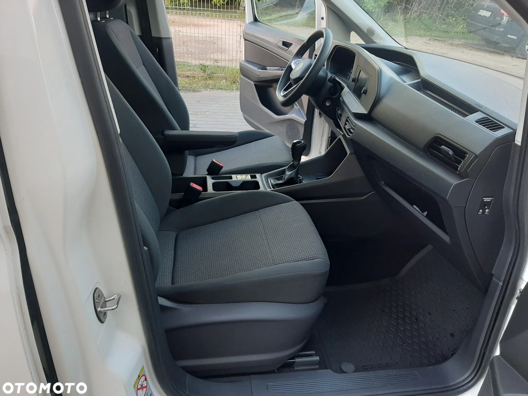 Volkswagen Caddy - 11