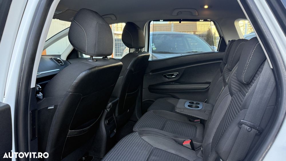 Renault Scenic - 9