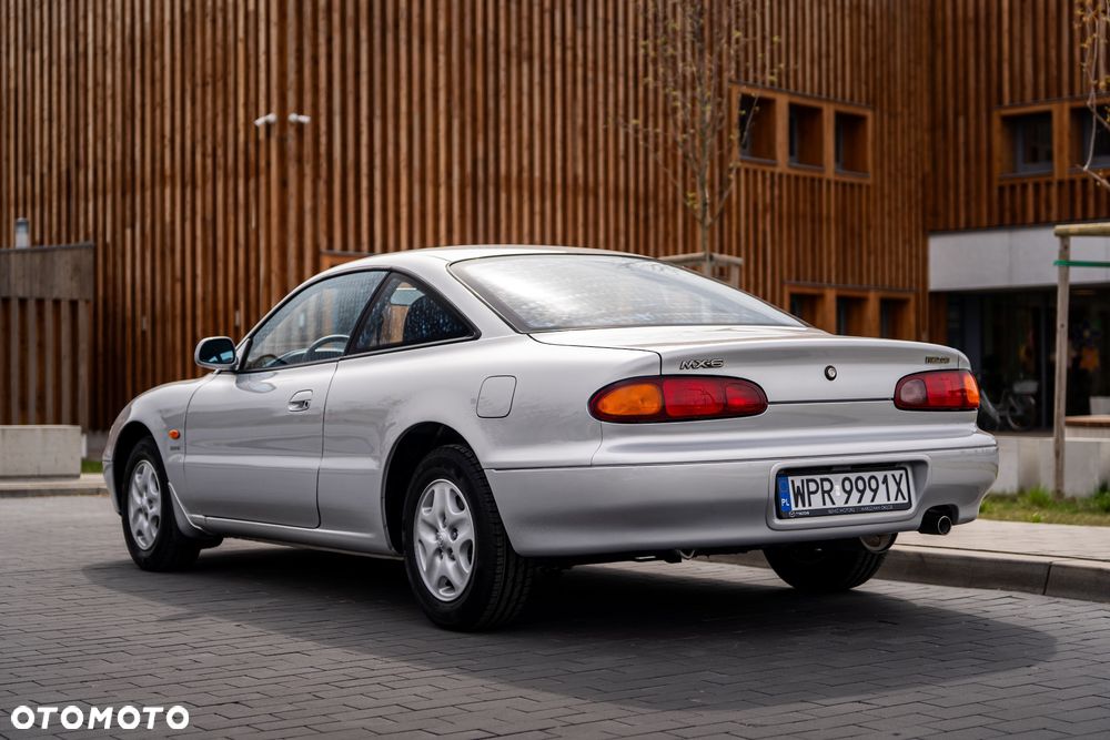 Mazda MX-6 2.0 - 8