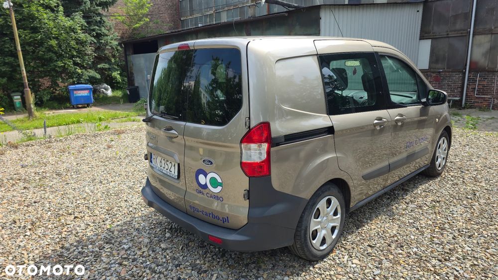 Ford Transit Courier Ambiente - 4