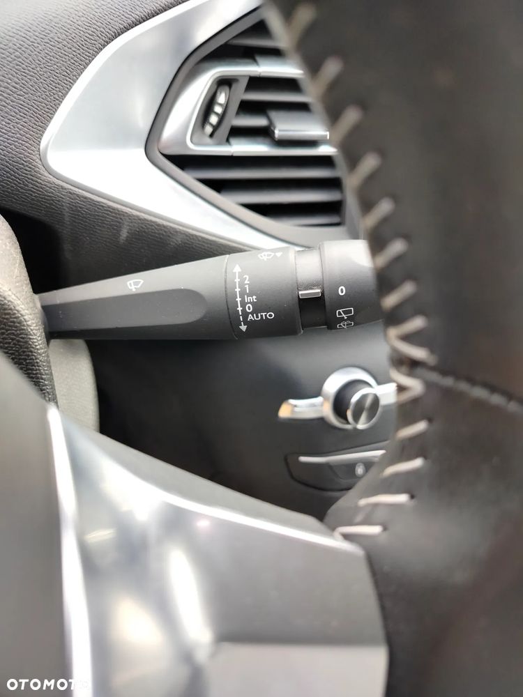 Peugeot 308 PureTech 130 Stop & Start Allure - 21
