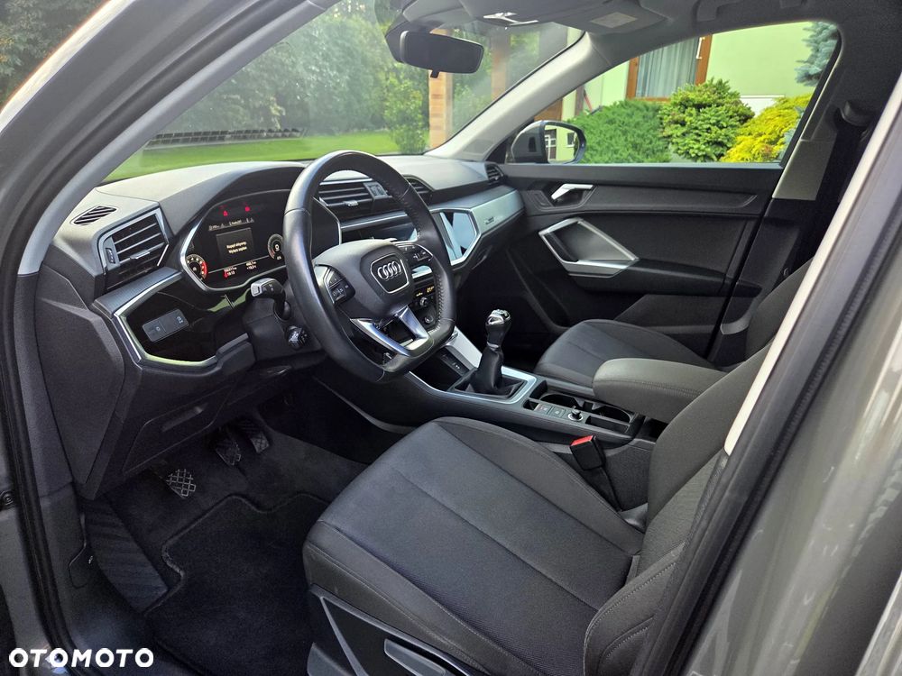 Audi Q3 35 TFSI Advanced - 21