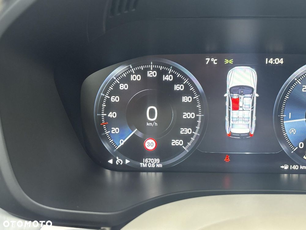 Volvo XC 60 D4 AWD Momentum - 28