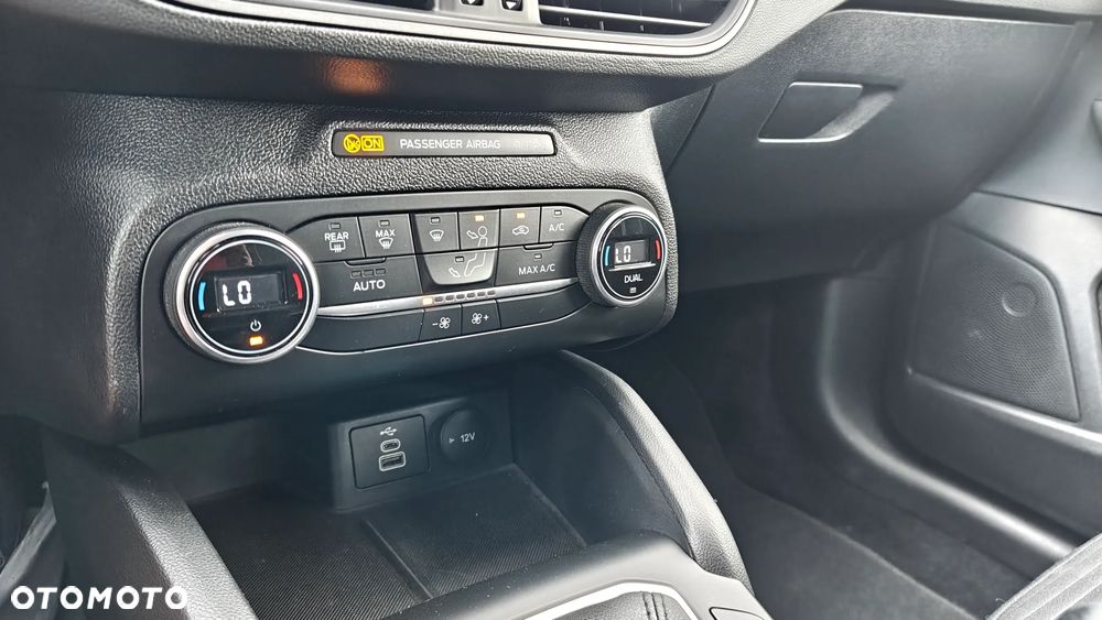 Ford Focus - 27