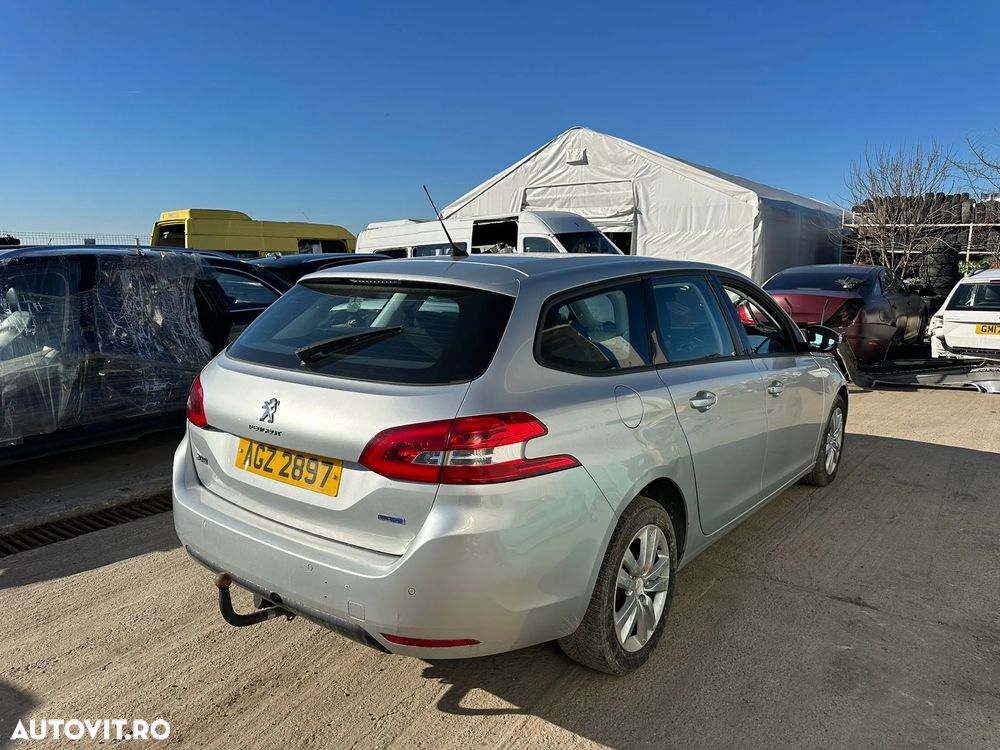 Dezmembrari Peugeot 308 2016 1.6HDi - 4