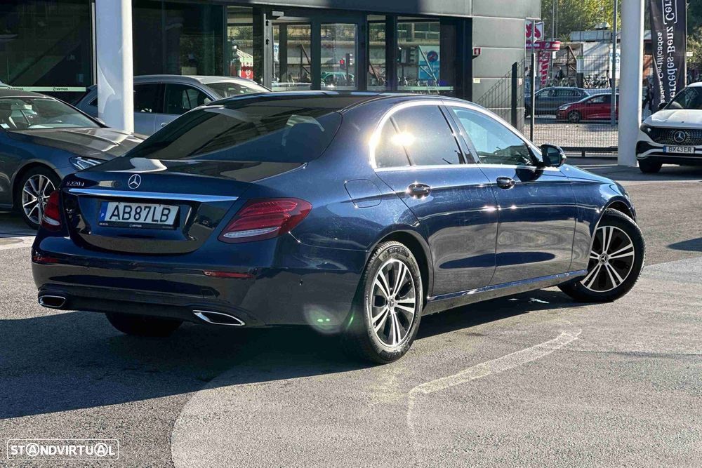 Mercedes-Benz E 220 d Avantgarde - 2