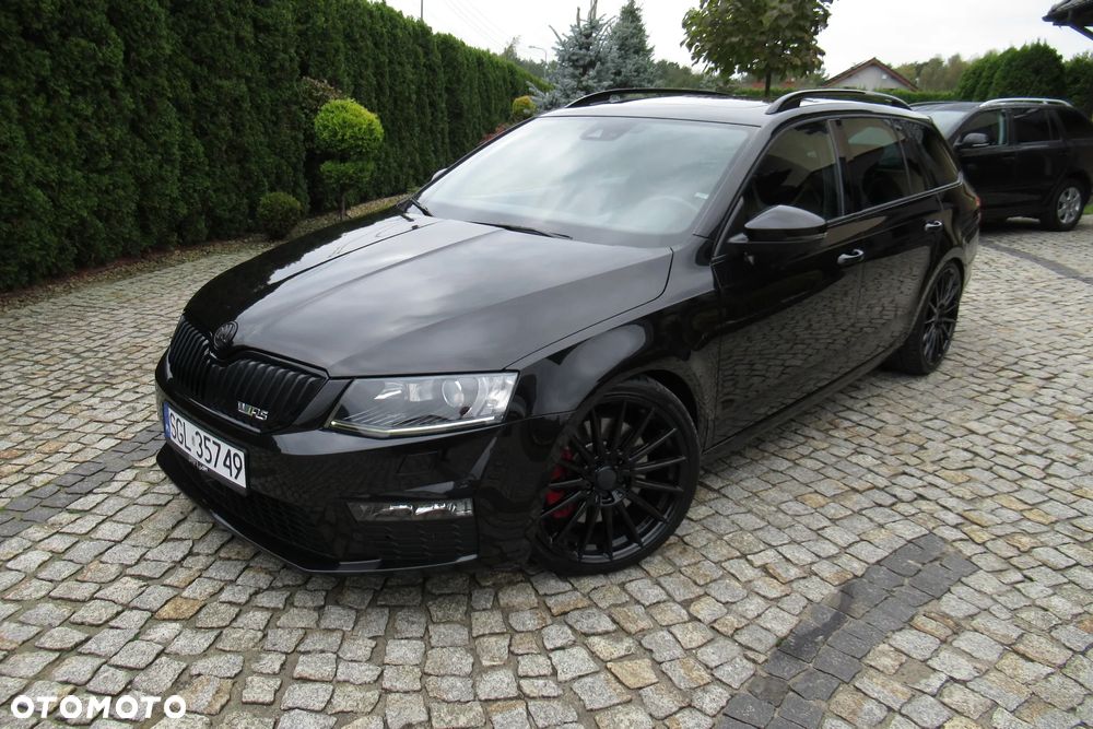 Skoda Octavia 2.0 TDI DSG RS - 1