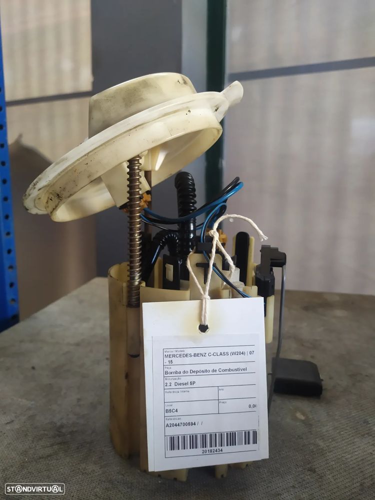 BOMBA DE COMBUSTIVEL MERCEDES-BENZ C-CLASS W204 / A2044700594 - 1
