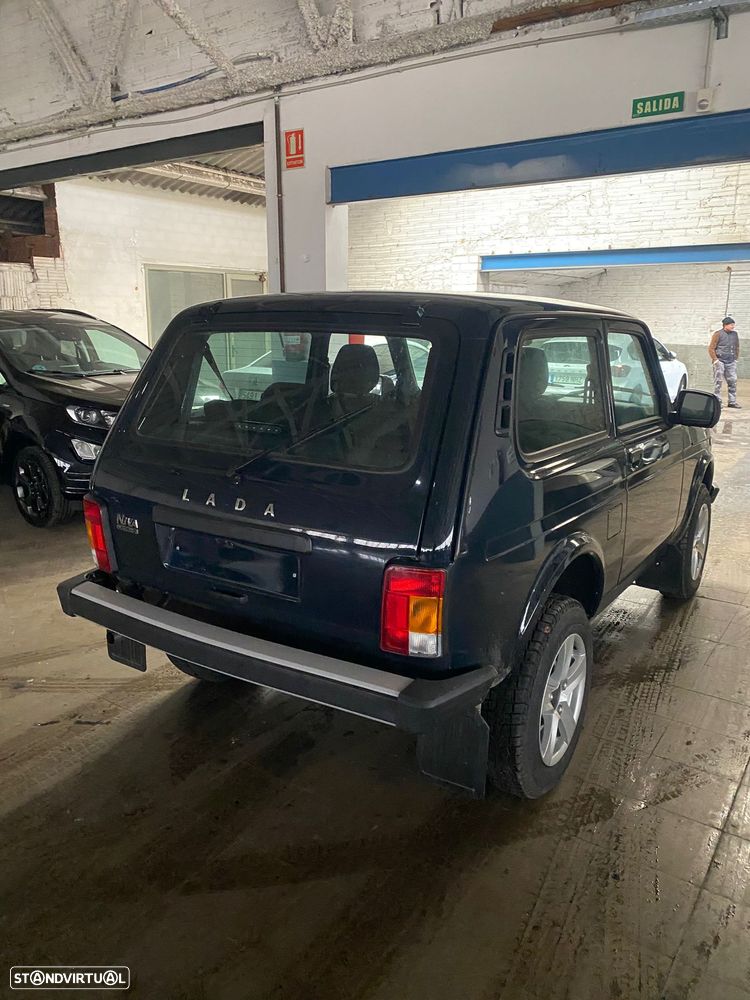 Lada Niva - 3