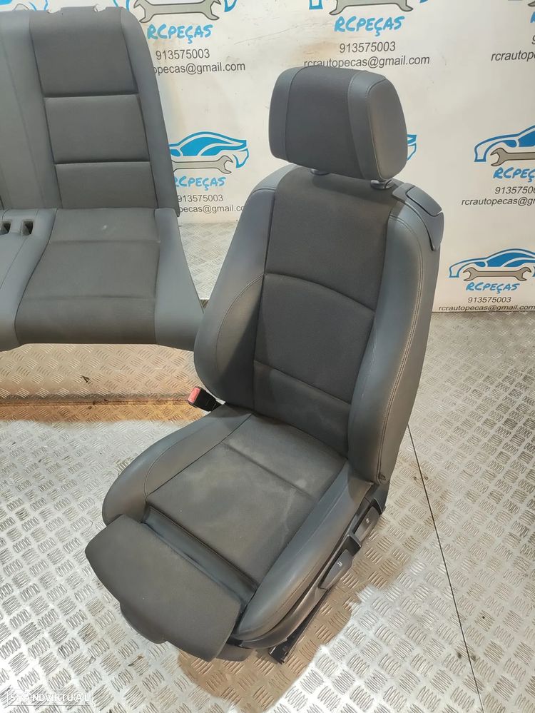 Conjunto Bancos Pele e Tecido Pack M BMW Serie 1 Cabrio E88 - 13