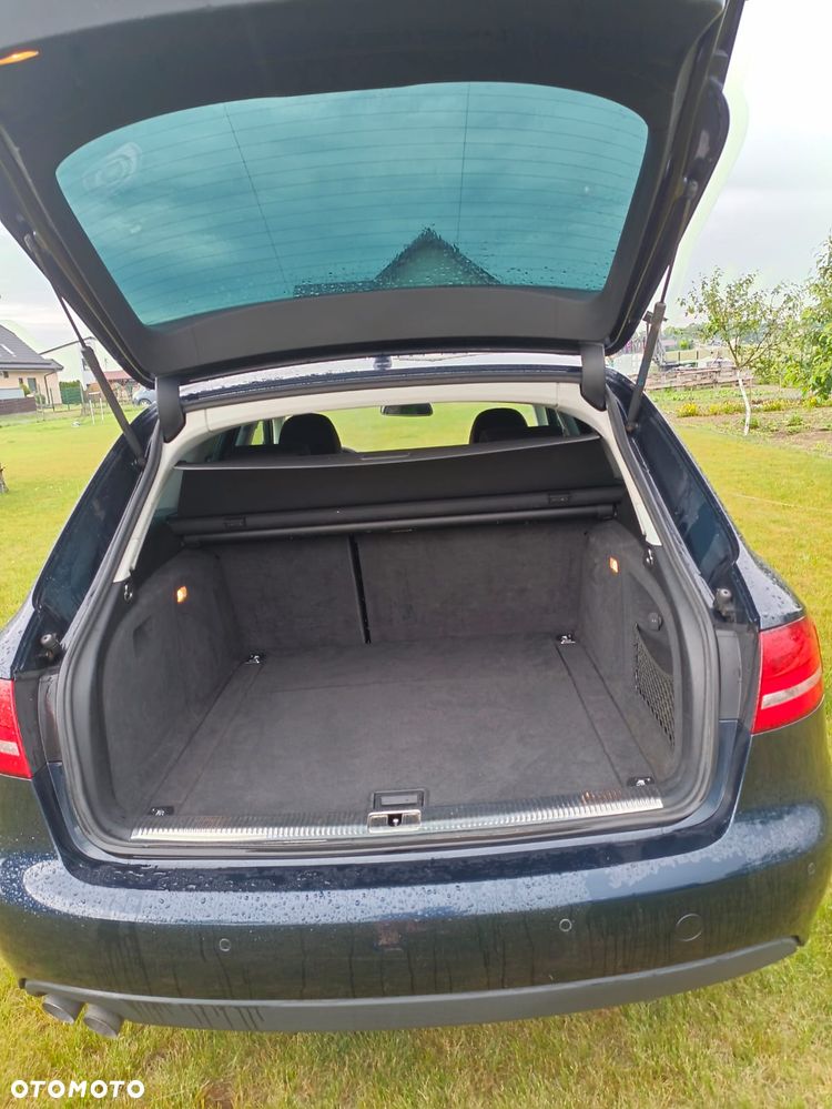 Audi A4 Avant - 14