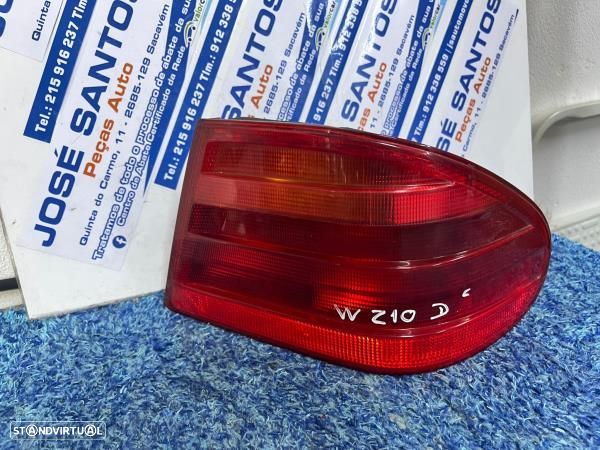 Farolim Ilharga Dto Mercedes-Benz E-Class (W210) - 1