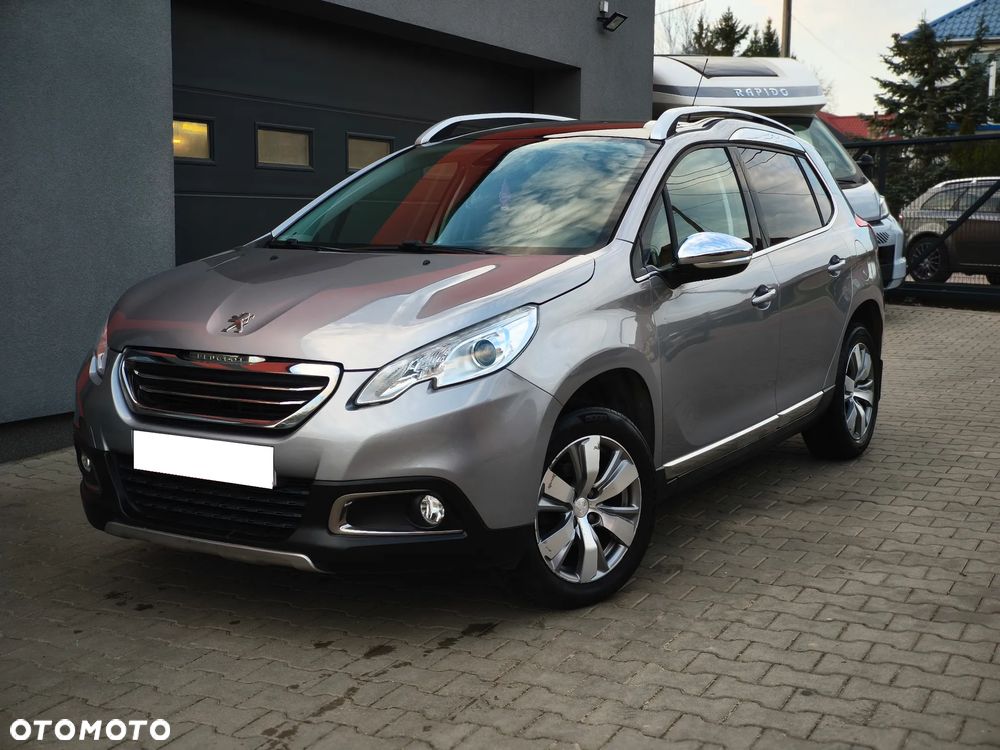 Peugeot 2008 1.2 VTi Allure - 1