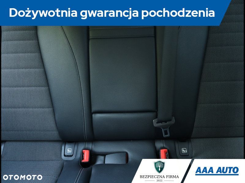 Mercedes-Benz Klasa E - 11