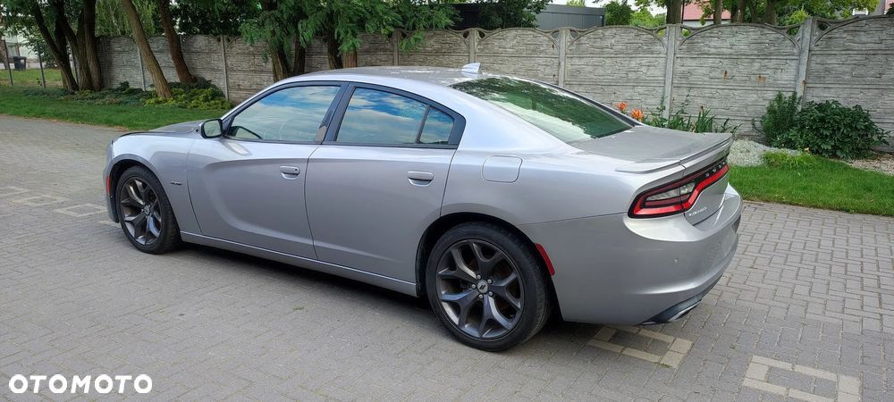 Dodge Charger 5.7 R/T - 5